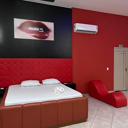 Fetiche Motel Presidente Medici  Exterior foto
